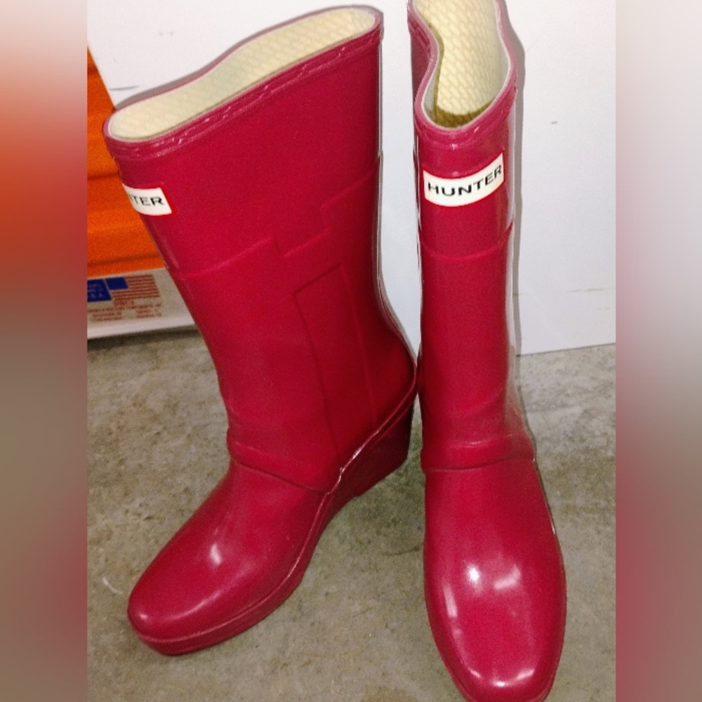 Hunter Women's Winter & Rain Boots - Red